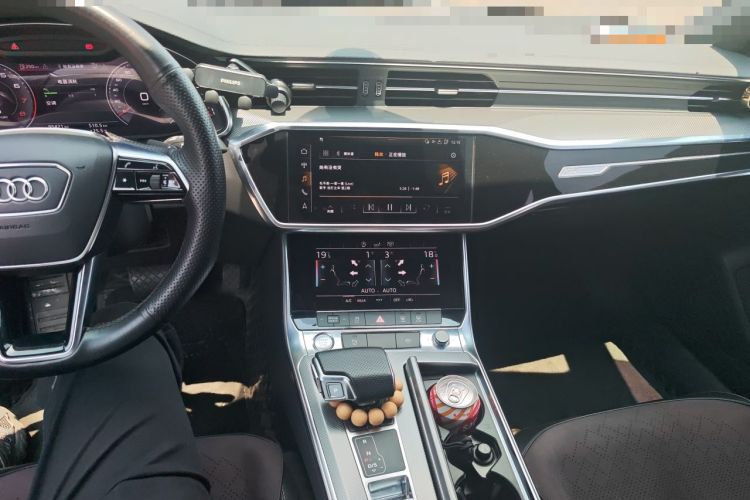 Used Audi A6L 2021 45 TFSI Prestige Dynamic Edition Audio And AC Panel