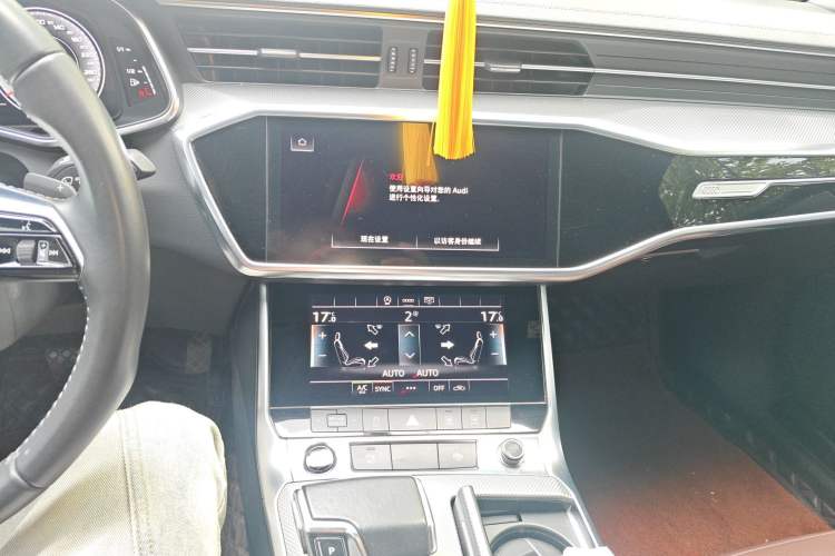 Used Audi A6L 2021 40 TFSI Luxury Dynamic Edition Audio And AC Panel