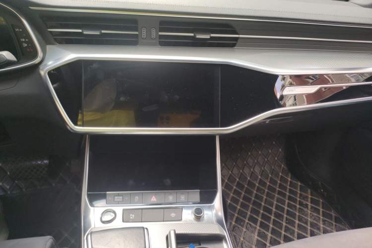 Used Audi A6L 2021 45 TFSI Prestige Dynamic Edition Audio And AC Panel