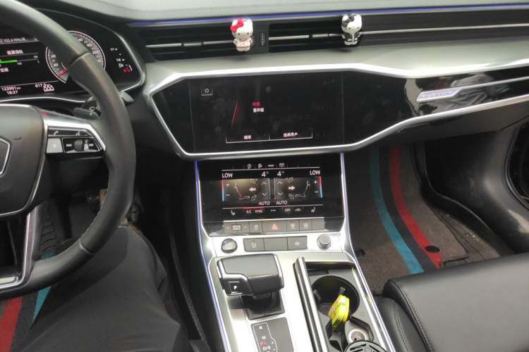 Used Audi A6L 2021 45 TFSI quattro Prestige Elegant Edition Audio And AC Panel