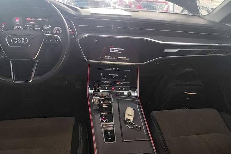 Used Audi A6L 2021 40 TFSI Luxury Dynamic Edition Audio And AC Panel