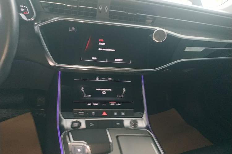 Used Audi A6L 2021 45 TFSI Prestige Elegant Edition Audio And AC Panel