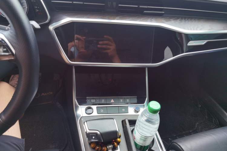 Used Audi A6L 2021 45 TFSI Prestige Dynamic Edition Audio And AC Panel