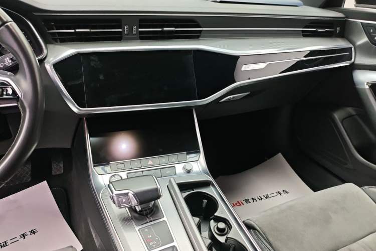 Used Audi A6L 2021 45 TFSI Prestige Dynamic Edition Audio And AC Panel