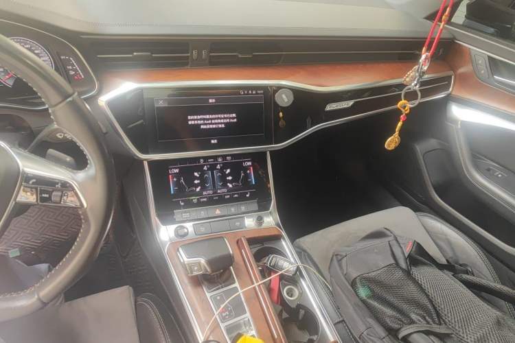 Used Audi A6L 2021 45 TFSI quattro Prestige Dynamic Edition Audio And AC Panel