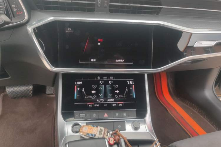 Used Audi A6L 2021 40 TFSI Luxury Dynamic Edition Audio And AC Panel