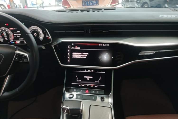 Used Audi A6L 2021 40 TFSI Luxury Prestige Edition Audio And AC Panel