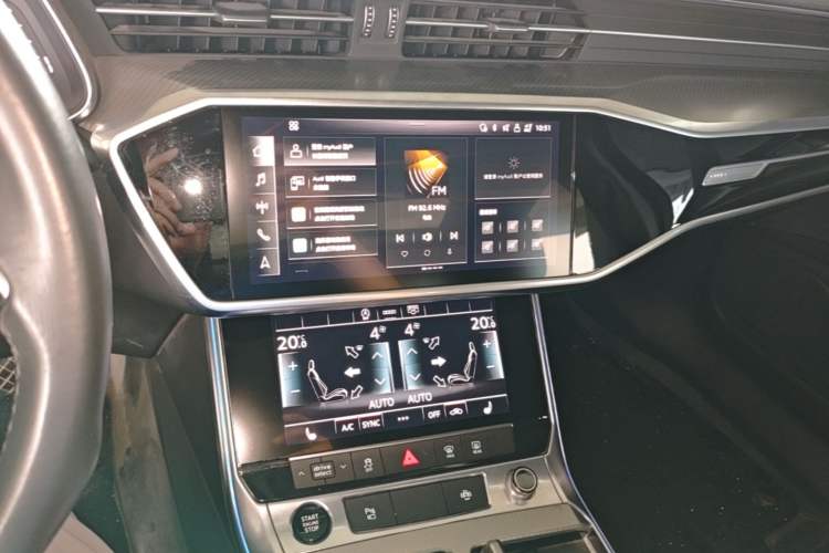Used Audi A6L 2021 45 TFSI Prestige Elegant Edition Audio And AC Panel