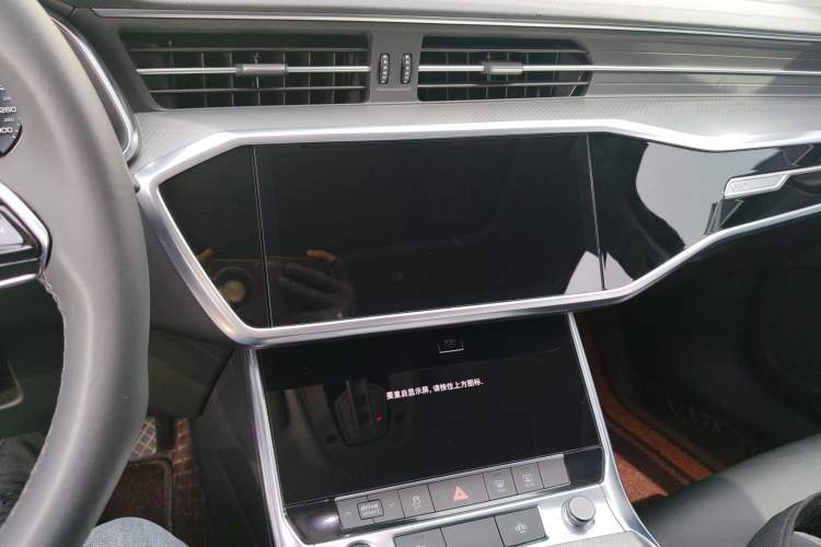 Used Audi A6L 2021 40 TFSI Luxury Prestige Edition Audio And AC Panel