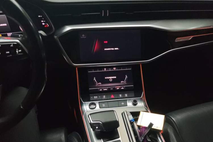 Used Audi A6L 2021 40 TFSI Luxury Prestige Edition Audio And AC Panel