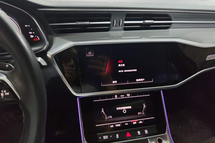 Used Audi A6L 2021 40 TFSI Luxury Dynamic Edition Audio And AC Panel