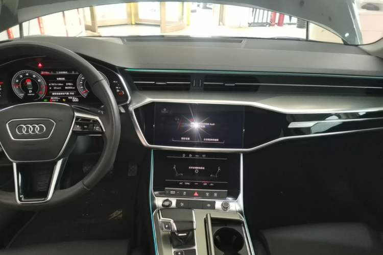 Used Audi A6L 2021 40 TFSI Luxury Prestige Edition Audio And AC Panel