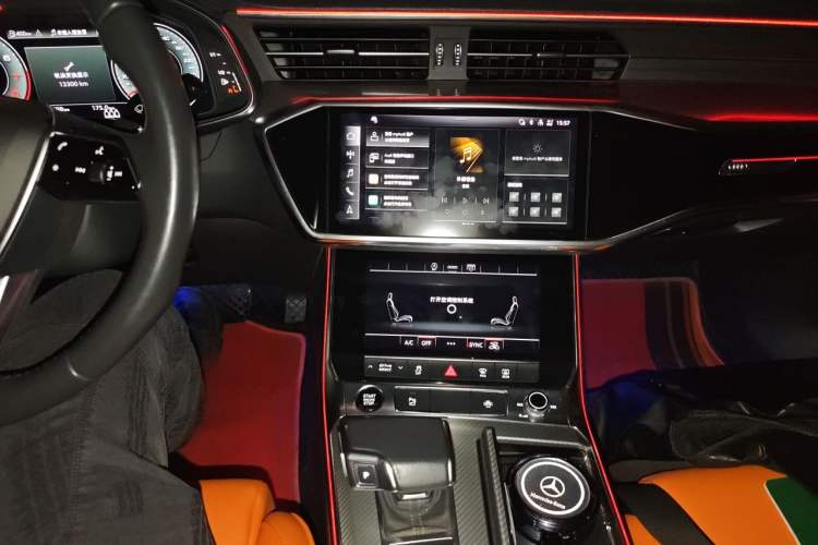 Used Audi A6L 2021 45 TFSI Prestige Elegant Edition Audio And AC Panel