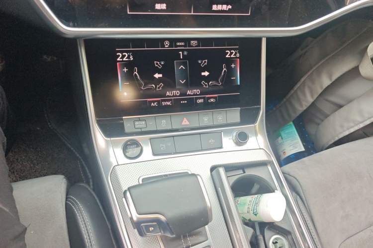 Used Audi A6L 2021 40 TFSI Luxury Dynamic Edition Audio And AC Panel