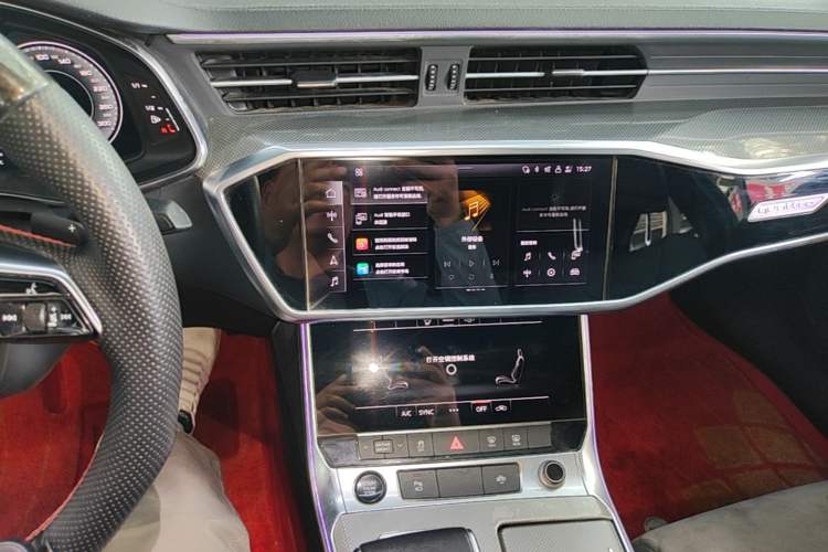 Used Audi A6L 2021 40 TFSI Luxury Dynamic Edition Audio And AC Panel