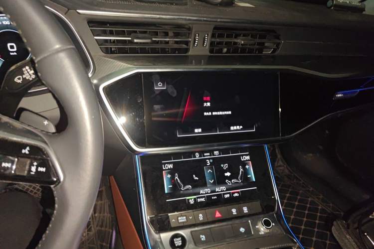 Used Audi A6L 2021 40 TFSI Luxury Prestige Edition Audio And AC Panel