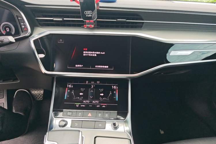 Used Audi A6L 2021 40 TFSI Luxury Prestige Edition Audio And AC Panel
