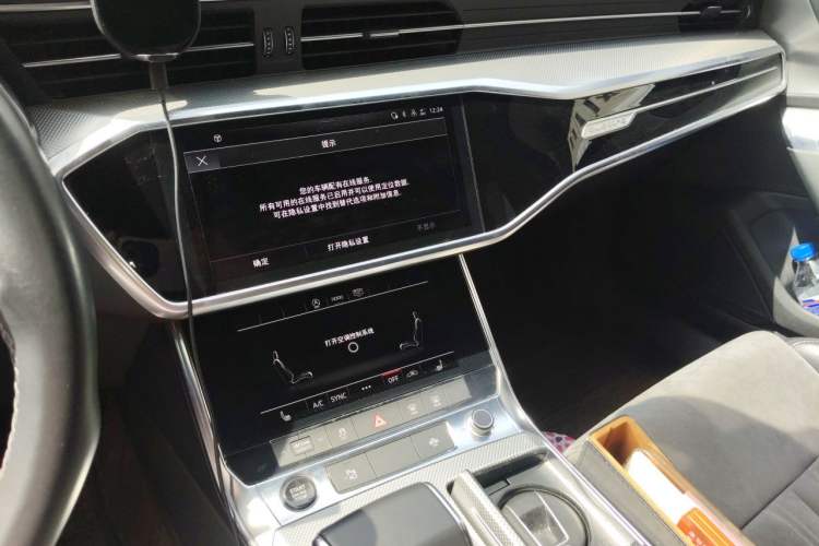 Used Audi A6L 2021 45 TFSI quattro Prestige Dynamic Edition Audio And AC Panel
