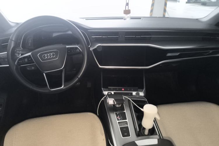 Used Audi A6L 2021 40 TFSI Luxury Dynamic Edition Center Console