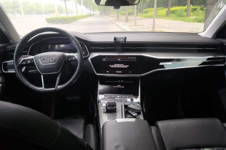 Used Audi A6L 2021 45 TFSI Prestige Elegant Edition Center Console