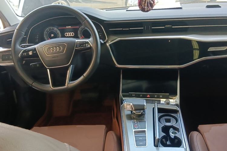 Used Audi A6L 2021 40 TFSI Luxury Prestige Edition Center Console