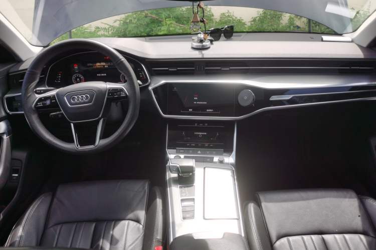 Used Audi A6L 2021 40 TFSI Luxury Prestige Edition Center Console