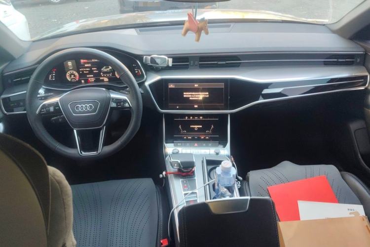 Used Audi A6L 2021 45 TFSI Prestige Dynamic Edition Center Console