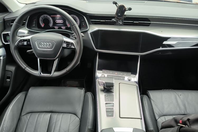 Used Audi A6L 2021 40 TFSI Luxury Prestige Edition Center Console