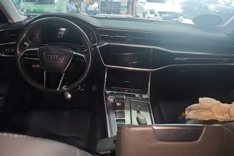 Used Audi A6L 2021 40 TFSI Luxury Prestige Edition Center Console