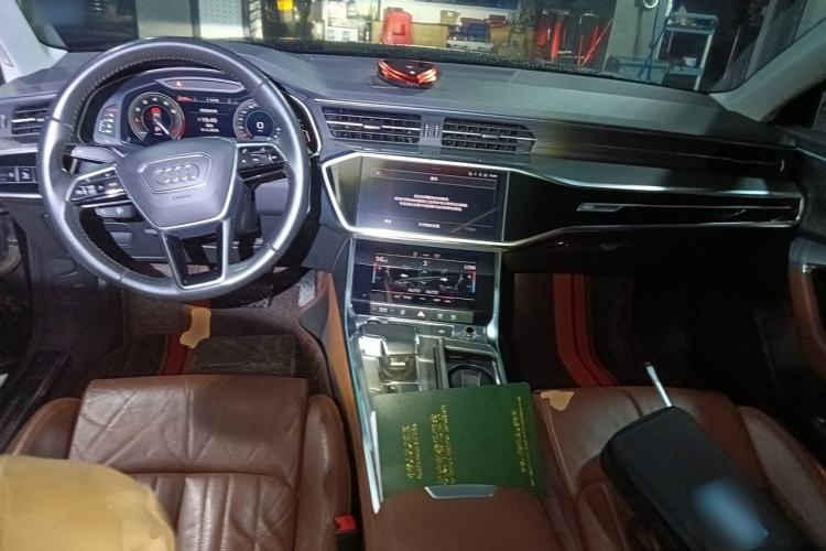 Used Audi A6L 2021 40 TFSI Luxury Prestige Edition Center Console