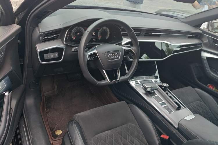 Used Audi A6L 2021 55 TFSI quattro Prestige Dynamic Edition Center Console
