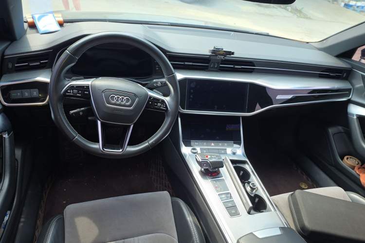 Used Audi A6L 2021 45 TFSI Prestige Dynamic Edition Center Console