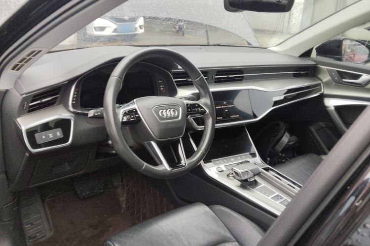 Used Audi A6L 2021 40 TFSI Luxury Prestige Edition Center Console