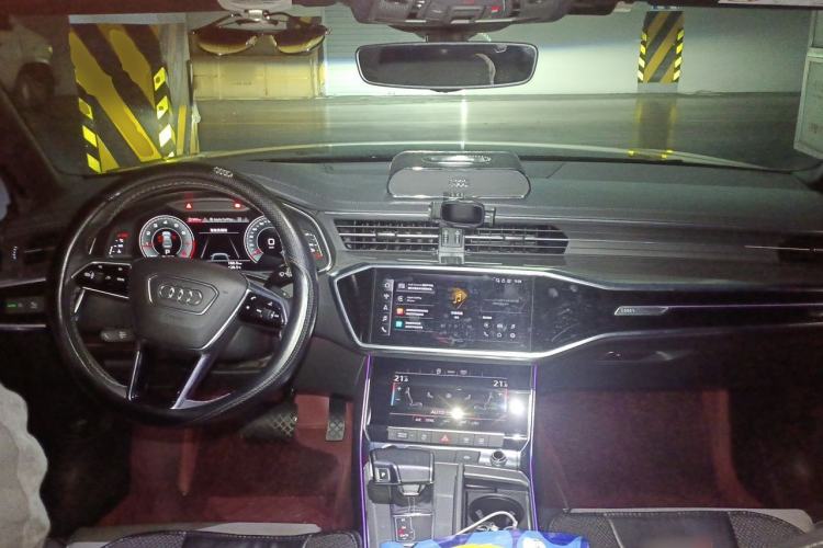 Used Audi A6L 2021 40 TFSI Luxury Dynamic Edition Center Console