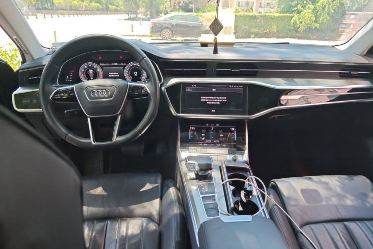Used Audi A6L 2021 40 TFSI Luxury Prestige Edition Center Console