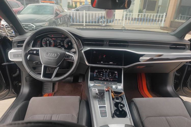 Used Audi A6L 2021 40 TFSI Luxury Dynamic Edition Center Console