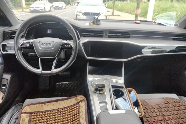 Used Audi A6L 2021 45 TFSI Enjoy Life Edition Center Console