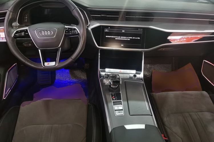 Used Audi A6L 2021 40 TFSI Luxury Dynamic Edition Center Console