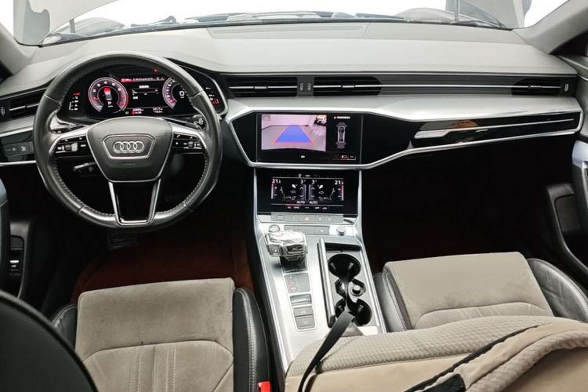Used Audi A6L 2021 45 TFSI Prestige Dynamic Edition Center Console