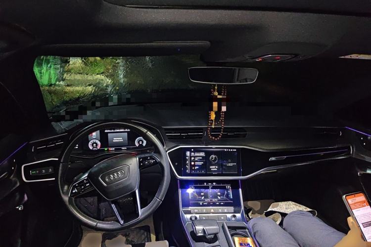 Used Audi A6L 2021 40 TFSI Luxury Dynamic Edition Center Console
