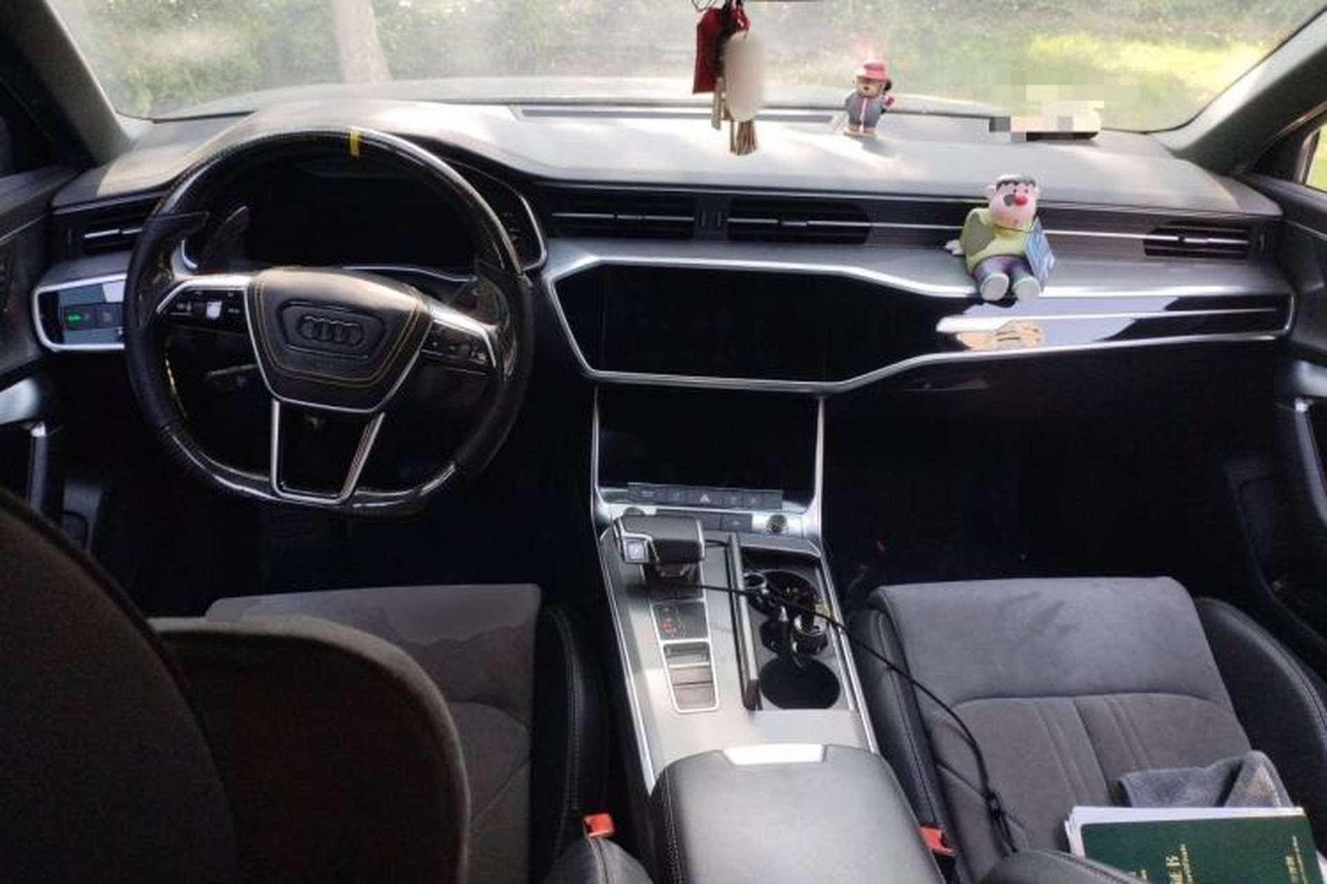 Used Audi A6L 2021 40 TFSI Luxury Dynamic Edition Center Console