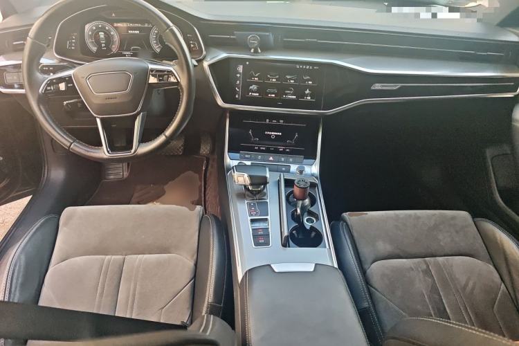 Used Audi A6L 2021 40 TFSI Luxury Dynamic Edition Center Console
