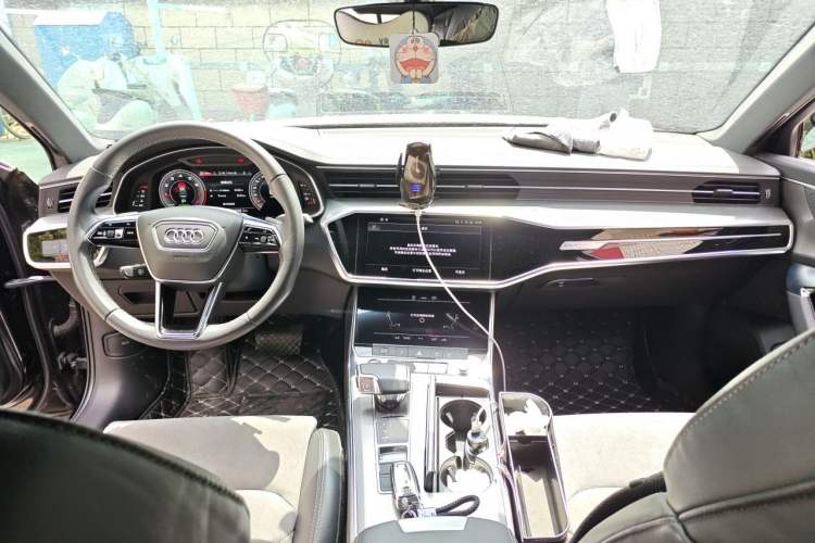 Used Audi A6L 2021 45 TFSI Prestige Dynamic Edition Center Console