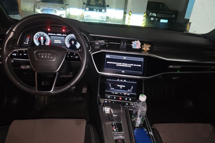 Used Audi A6L 2021 40 TFSI Luxury Dynamic Edition Center Console