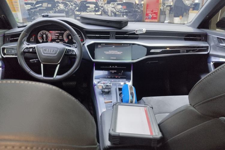 Used Audi A6L 2021 40 TFSI Luxury Dynamic Edition Center Console