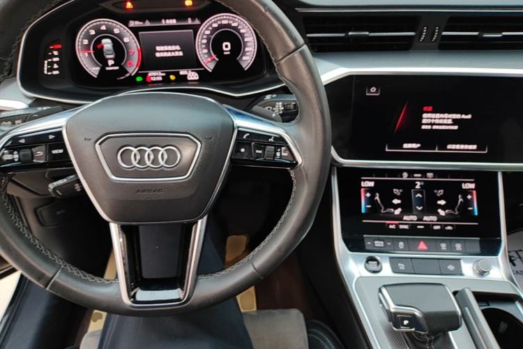 Used Audi A6L 2021 40 TFSI Luxury Dynamic Edition Center Console