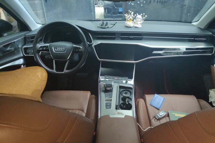 Used Audi A6L 2021 40 TFSI Luxury Prestige Edition Center Console