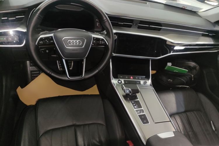 Used Audi A6L 2021 40 TFSI Luxury Prestige Edition Center Console