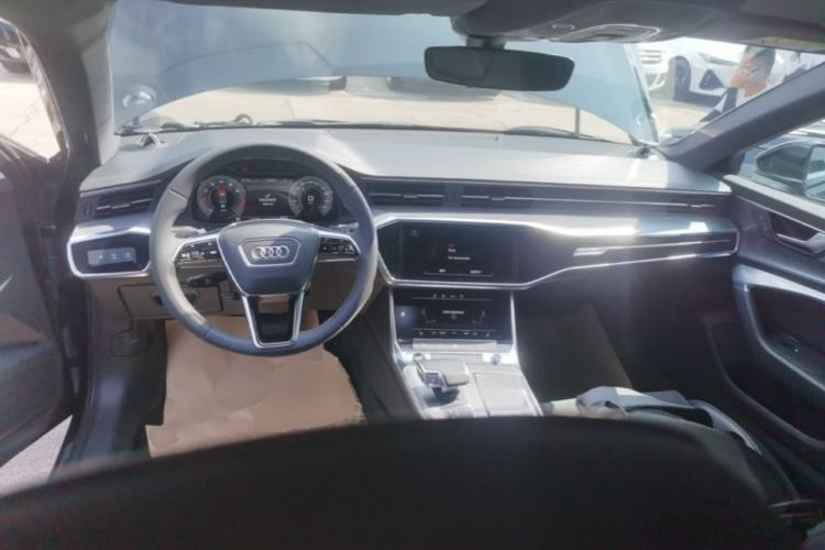 Used Audi A6L 2021 40 TFSI Luxury Dynamic Edition Center Console