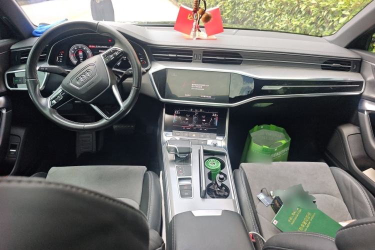 Used Audi A6L 2021 40 TFSI Luxury Dynamic Edition Center Console